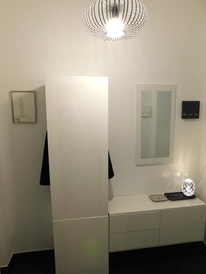 Max, Ruhige Sonnige Wohnung In Praternahe ウィーン エクステリア 写真